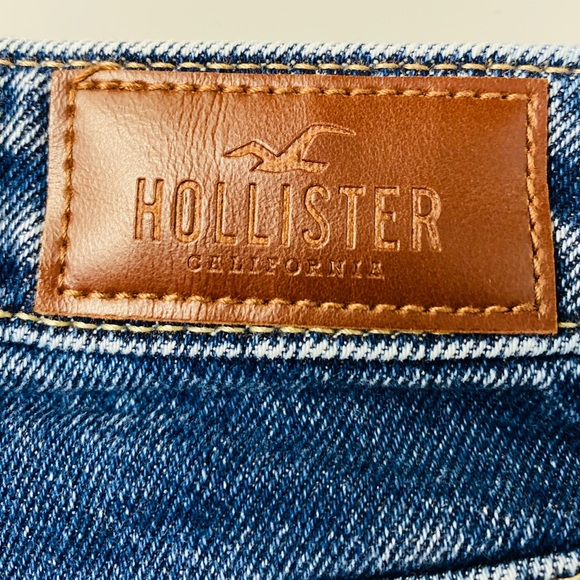 Ultra High-Rise Mom Jean, Hollister, w25, l27, S2 - Picture 4 of 5